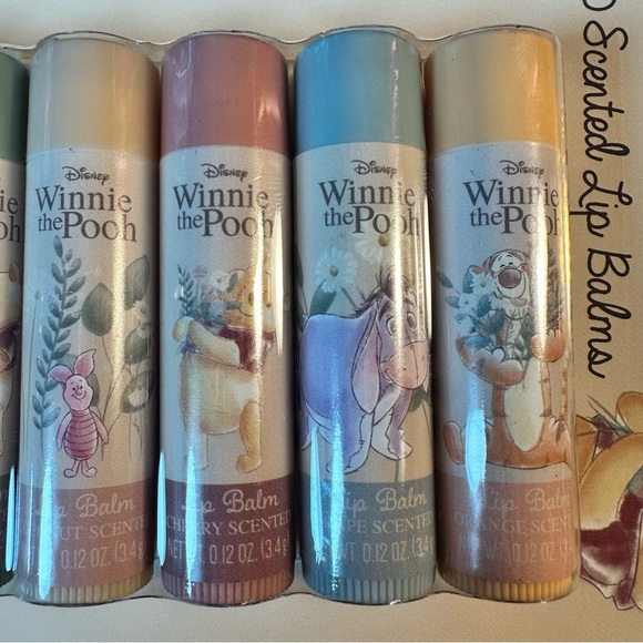 Disney Winnie the Pooh 10 pc Scented Lip Balm Set - Picture 5 of 6
